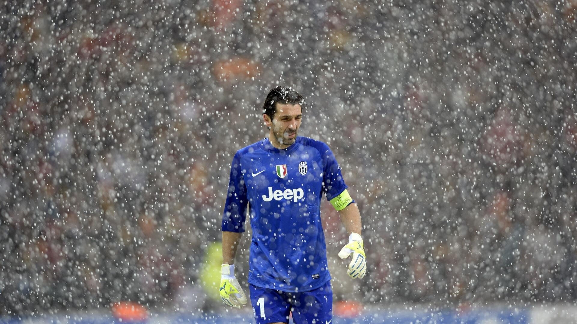 开云体育APP下载-厄瓜多尔铁幕笼罩圣西罗，奥纳纳化身红黑军团的关键先生