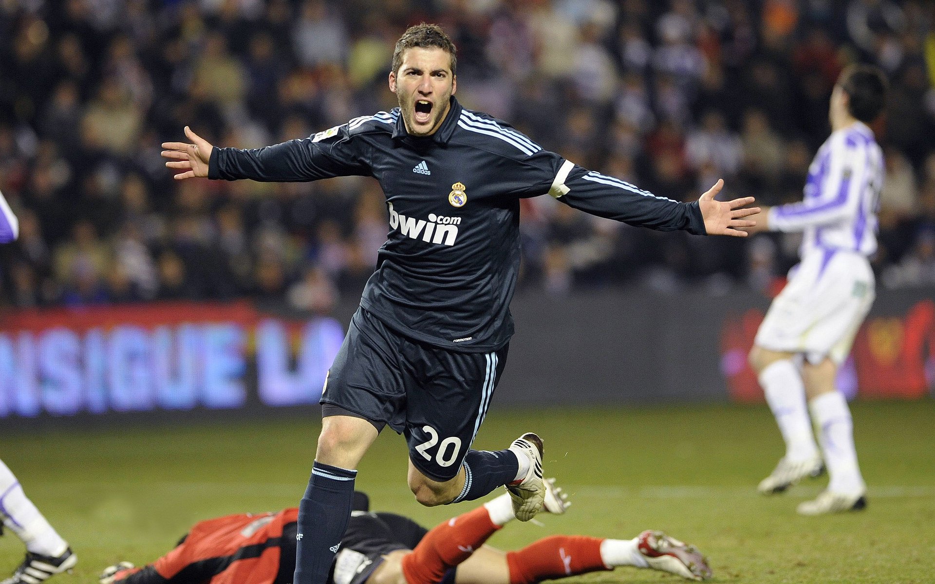 骑士vs湖人季后赛焦点战，全面压制，骑士占得先机