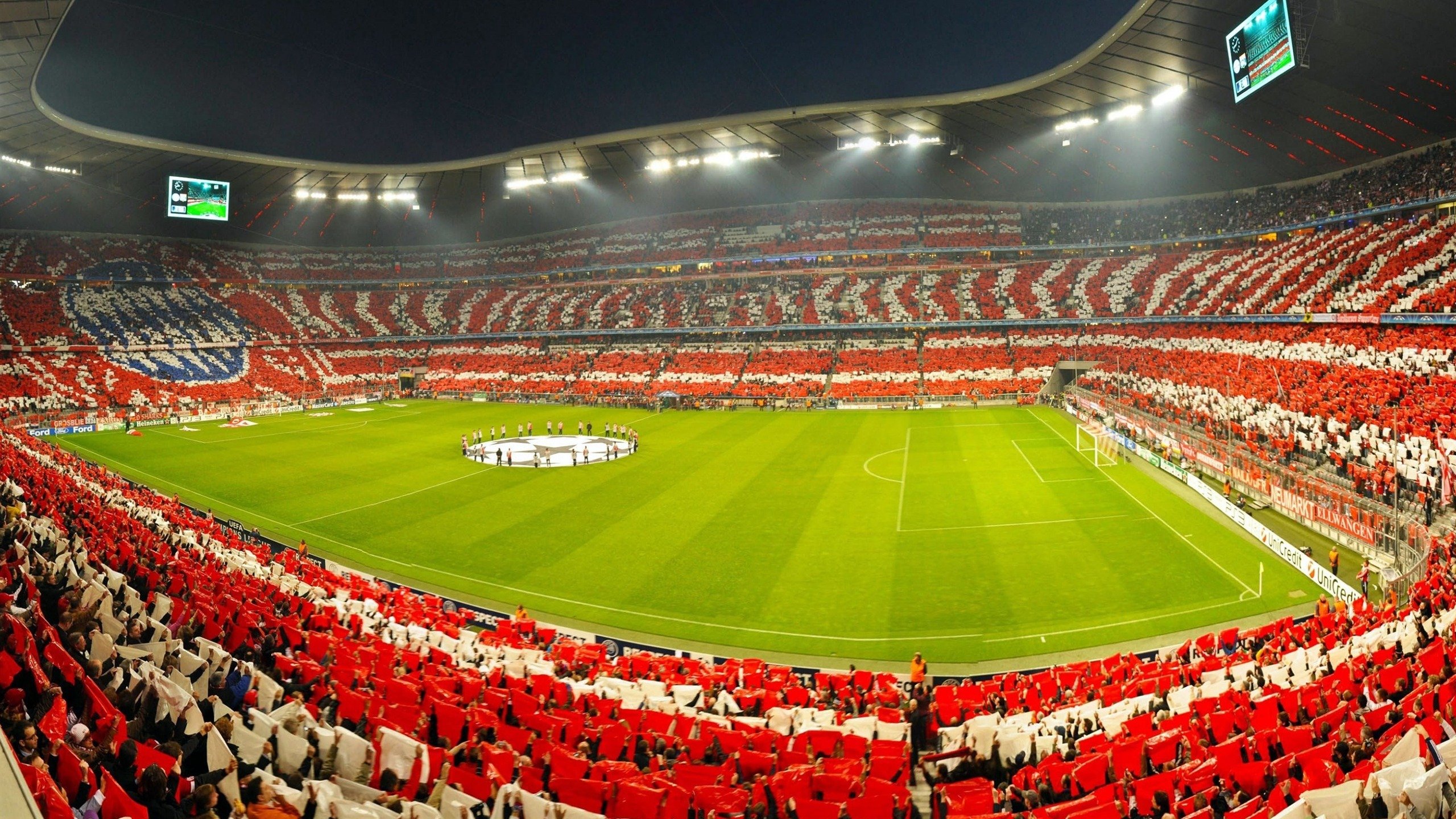 从安菲尔德到美加墨，当埃及法老的红光照亮曼联，荷兰巨人于世界杯战场加冕