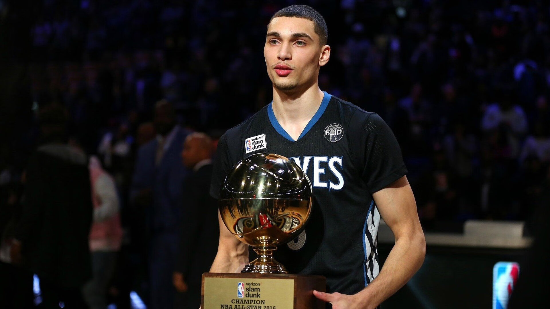 2026世界杯巅峰对决,摩洛哥奇迹延续?阿方索·戴维斯一剑封喉,波兰黄金一代梦碎